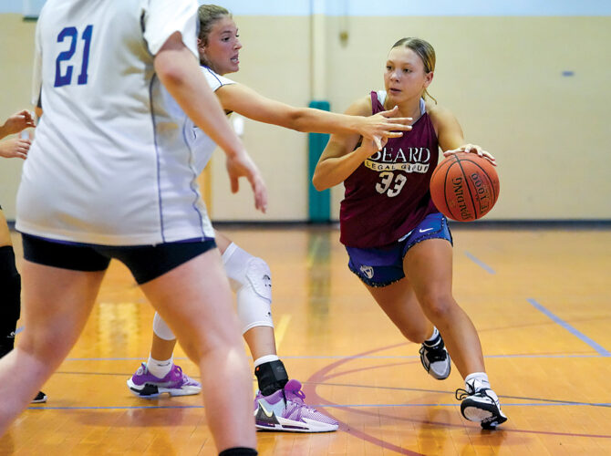 Altoona entry knocks off Williamsburg for title
